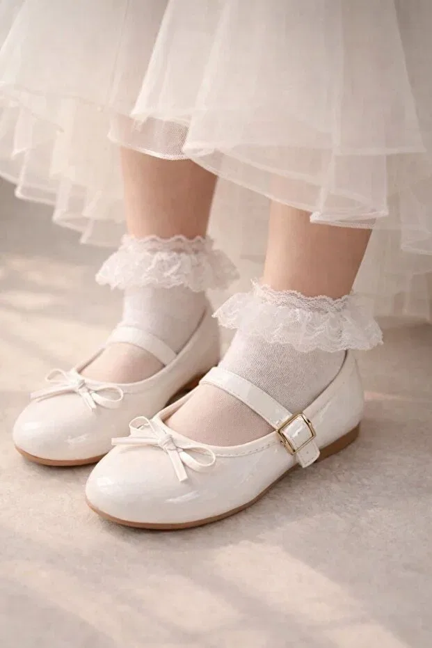 Детские балетки для девочек с пряжкой Moda, White