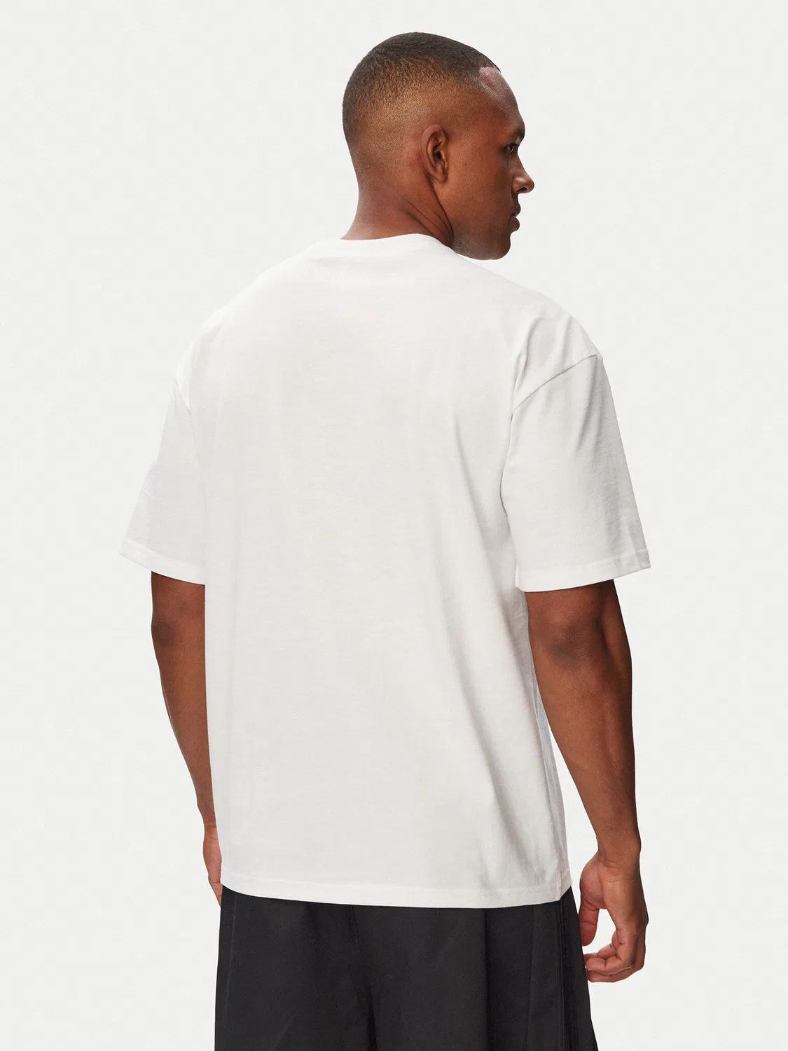 Мужская футболка стандартного кроя Trefoil Essentials LooseI Adidas, белый — фото 3