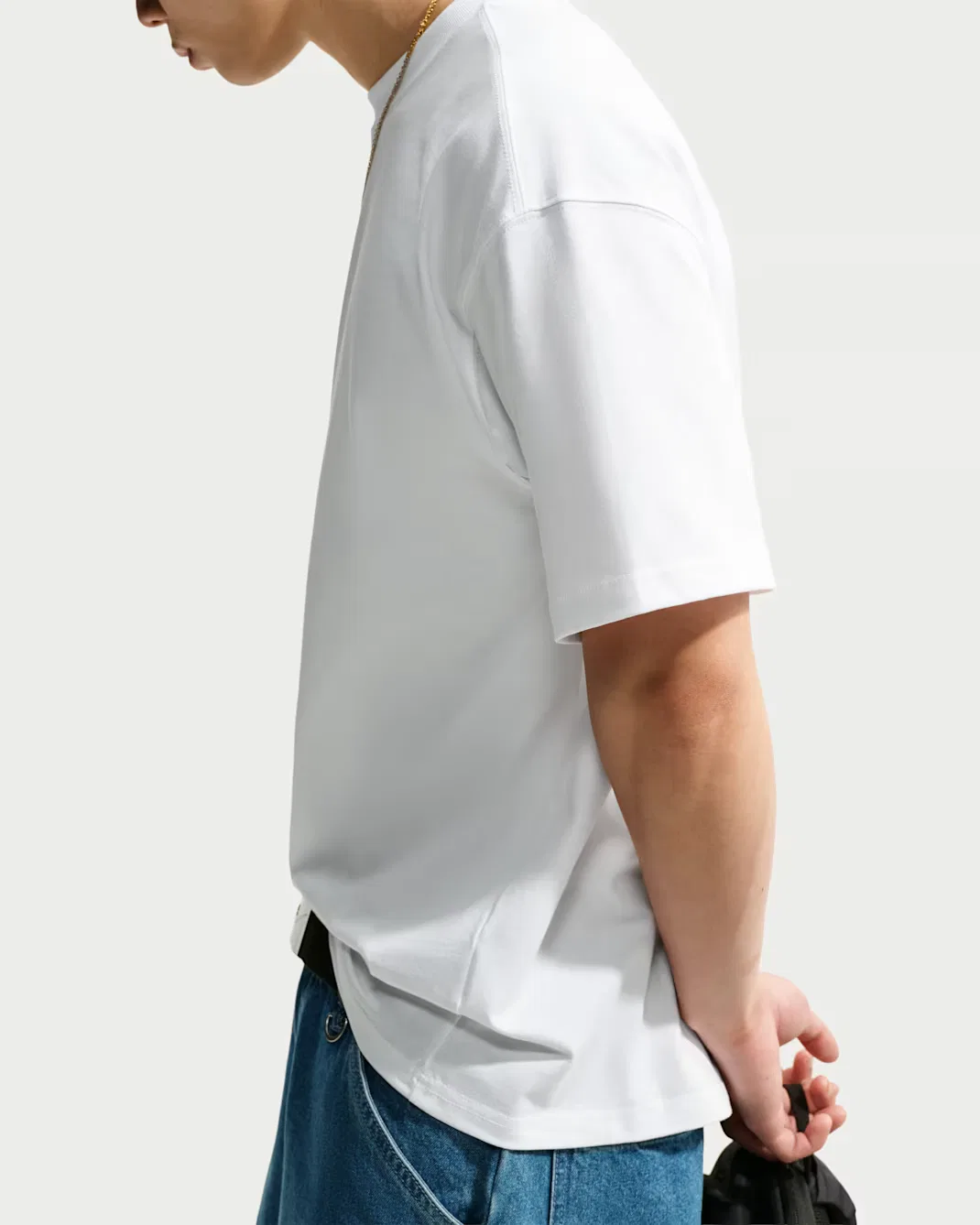 Мужская свободная футболка Nike Sportswear, White/Black — фото 2