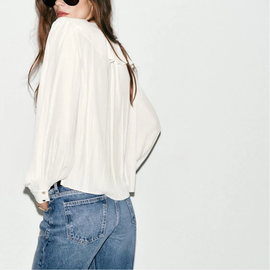Женская рубашка с V-образным вырезом Raw White ZARA — фото 4