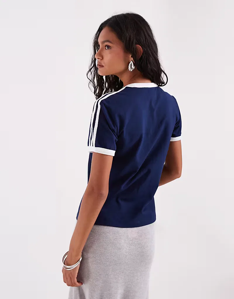 Футболка Adidas Originals приталенного кроя с тремя полосками, темно-синий — фото 4