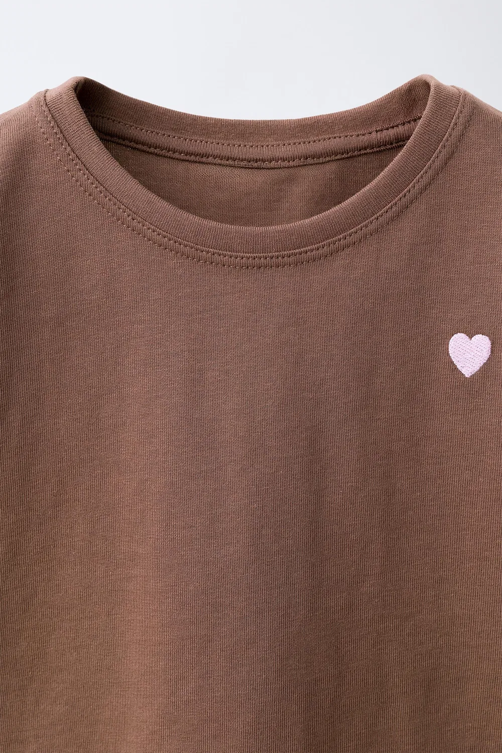 Футболка с вышитым сердечком ZARA, Chocolate — фото 3