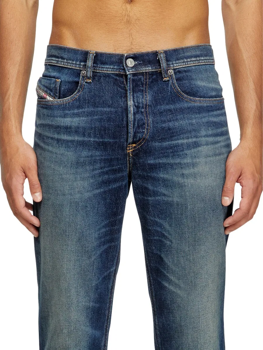 Джинсы DIESEL Slim fit '2023 D-FINITIVE' темно-синего цвета — фото 2