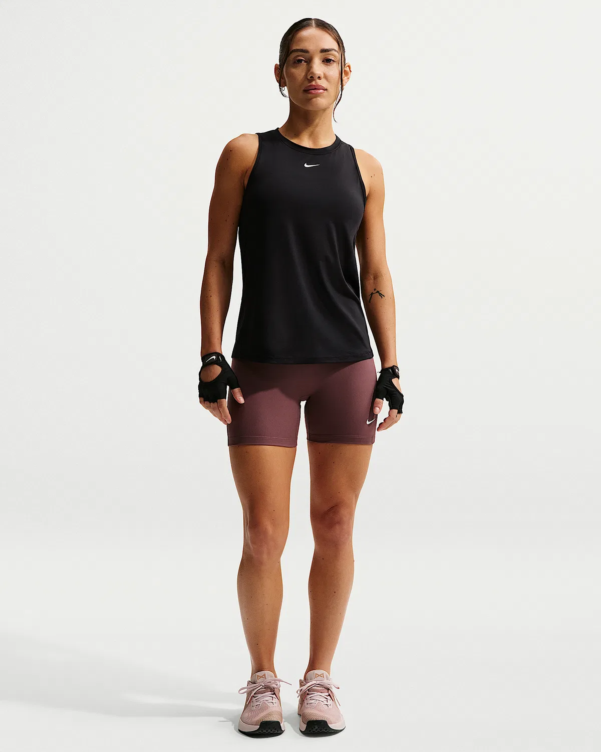 Женский топ Nike One Classic Dri-FIT, Black/White — фото 4