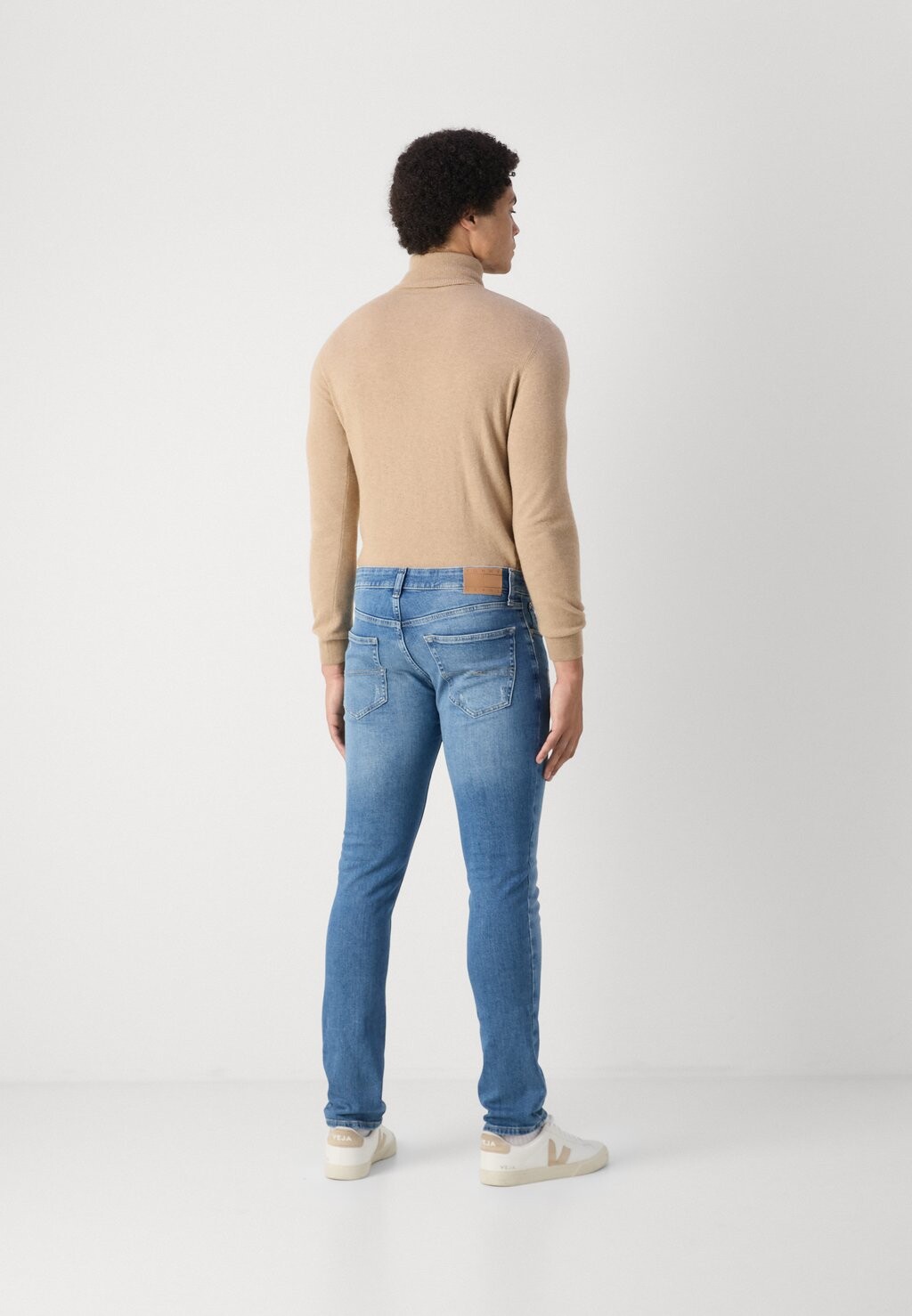 

Джинсы облегающего кроя SCANTON SLIM Tommy Jeans, синий деним
