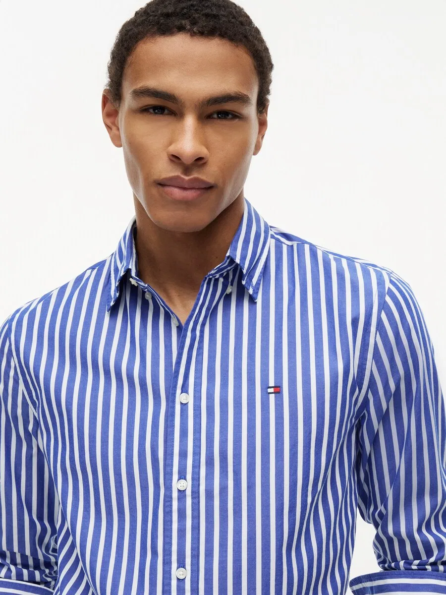 Рубашка на пуговицах TOMMY HILFIGER прямого кроя, цвет «Regular Fit Flex Stripe», синяя — фото 2