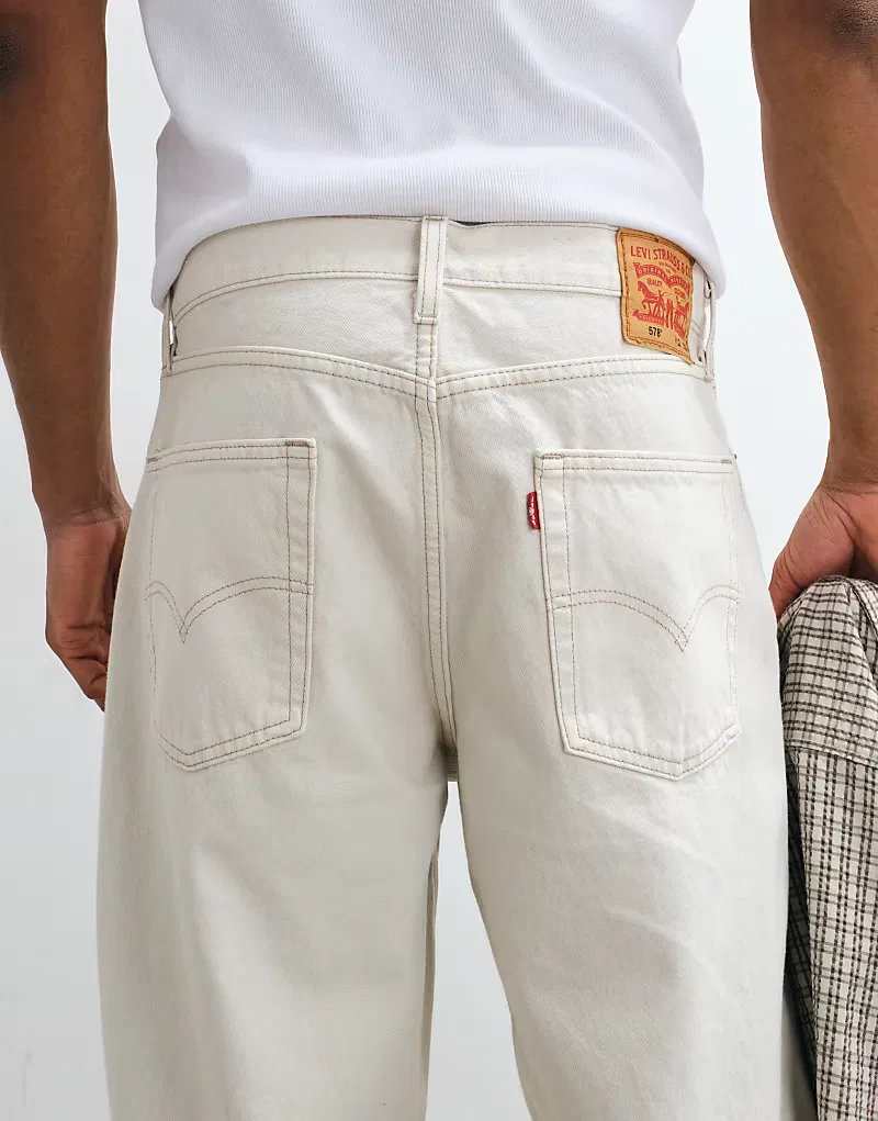 Свободные джинсы Levi's 578, экрю — фото 3
