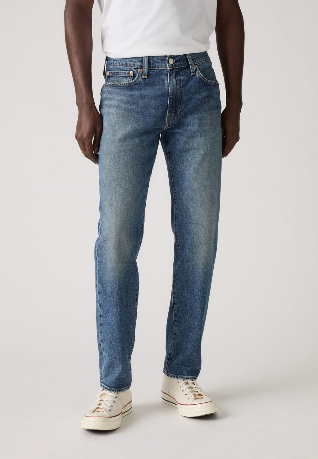 

Зауженные джинсы 502 TAPER Levi's, цвет Denim Detour