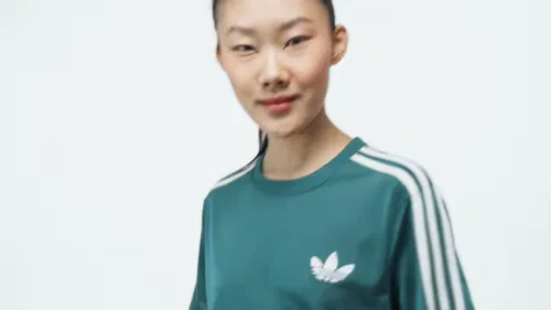 Женская джинсовая юбка средней посадки с застежкой на пуговицах Adidas Originals, черный деним — фото 2