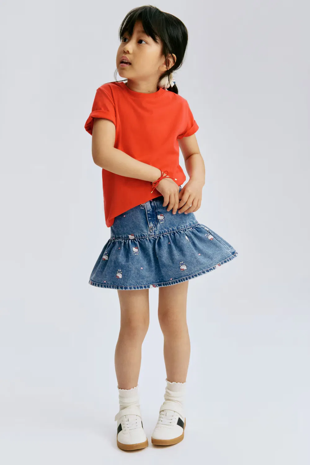 Джинсовая юбка с принтом H&M, Denimblau/Hello Kitty — фото 3