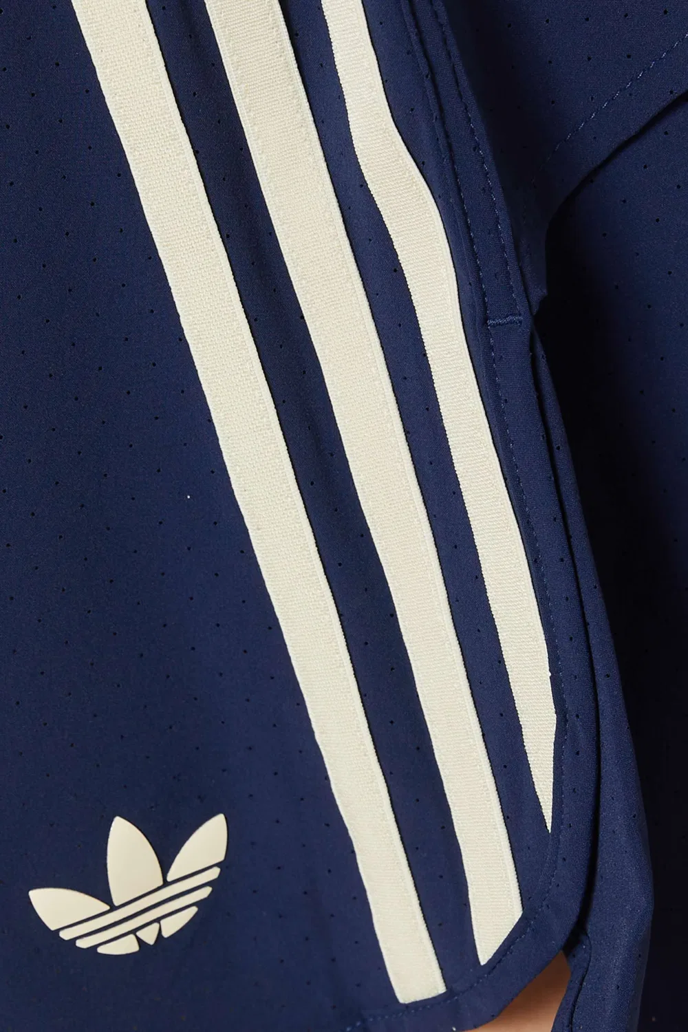 Шорты спортивные Adidas — фото 4