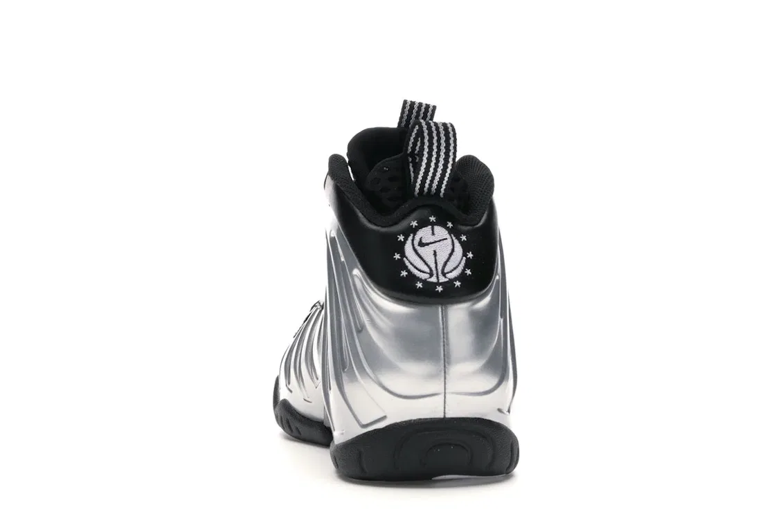 Детские кроссовки с высоким верхом Nike Air Foamposite One, Chrome/White-Black-Laser Crimson — фото 4
