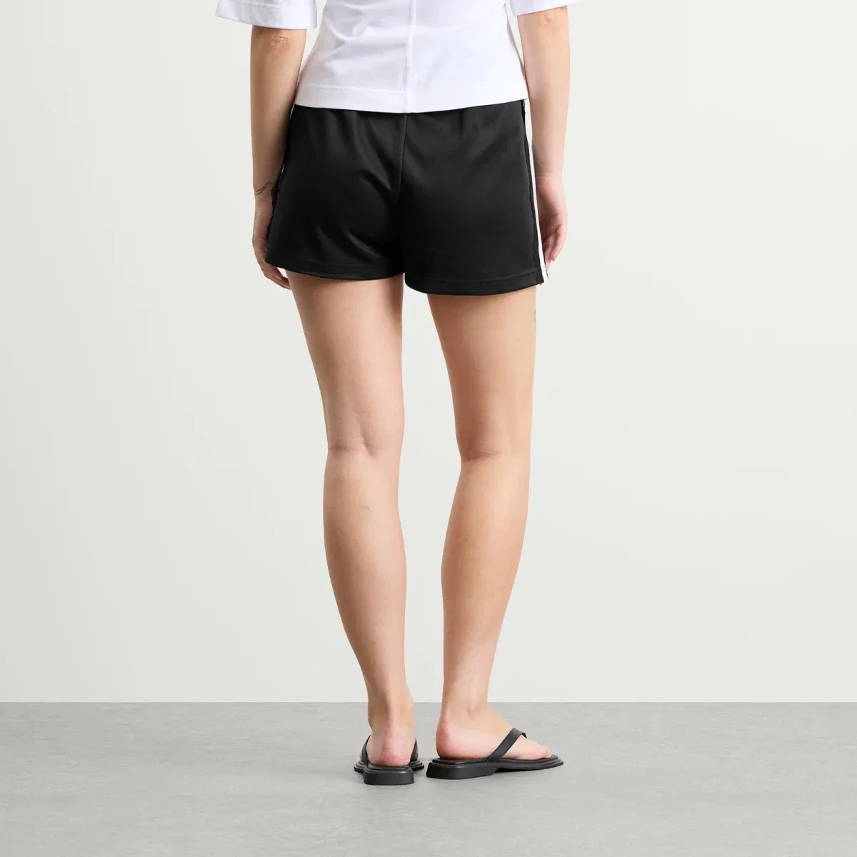 Шорты с кружевной отделкой Lace 3 Stripe Shorts Adidas, Black — фото 3