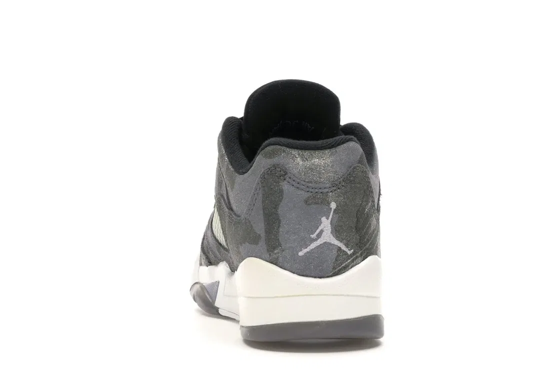 Детские кроссовки Lifestyle Jordan 5 Retro Low Jordan, Cool Grey/Wolf Grey-White Black — фото 4