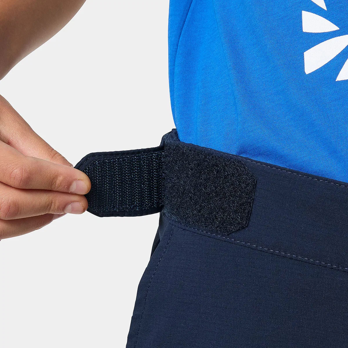 Детские шорты для мальчиков с карго-карманом QD Cargo Shorts 2.0 Helly Hansen, темно-синий — фото 4
