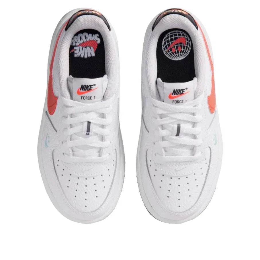 Детские кроссовки с кожаным верхом Nike Air Force 1 Low White Black Flash Crimson, белый — фото 3