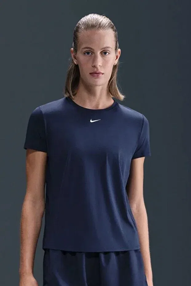 Женская футболка с принтом One Classic Training Dri-Fit Nike, Navy Blue — фото 4