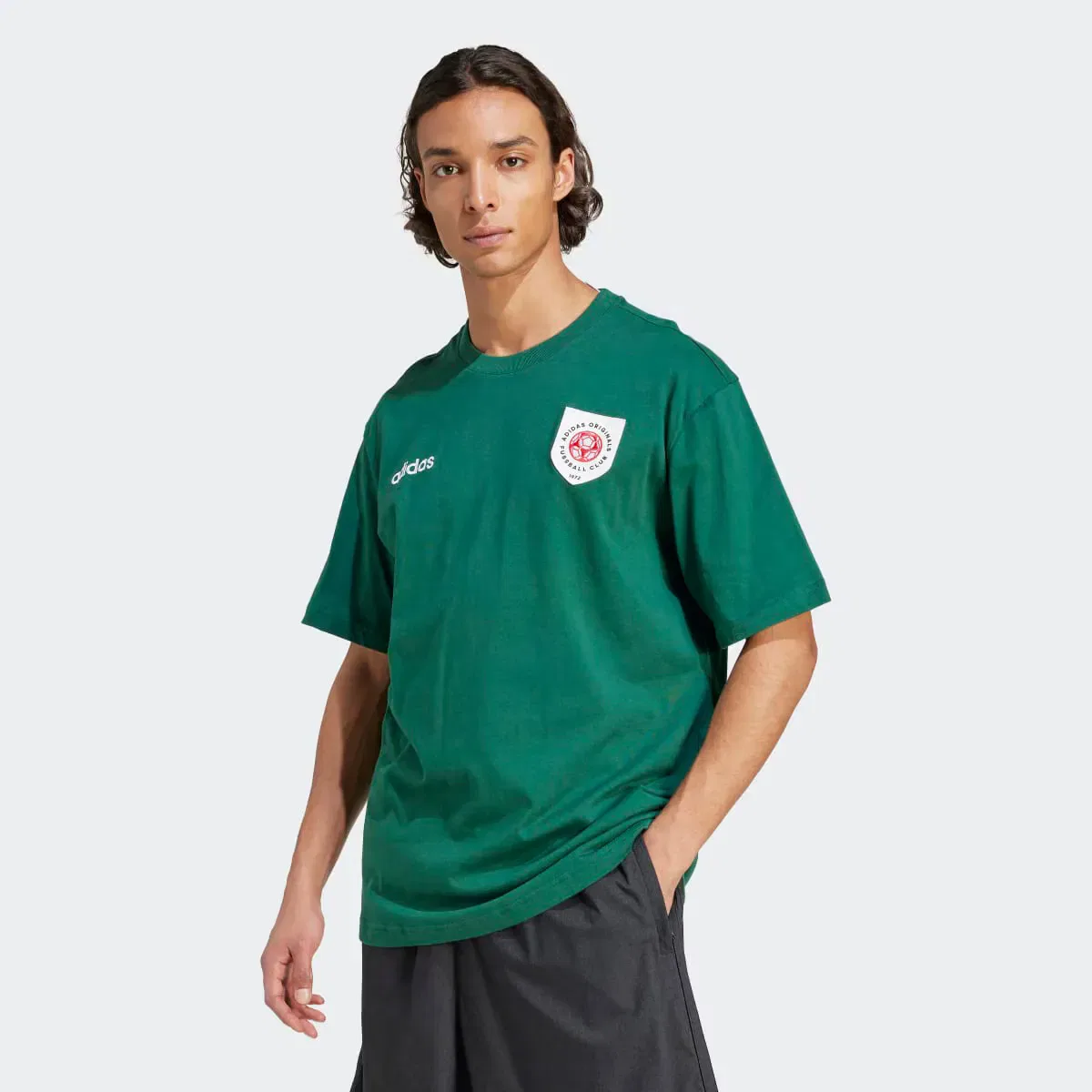 Мужская футболка свободного кроя с принтом Badge Graphic adidas, Verde