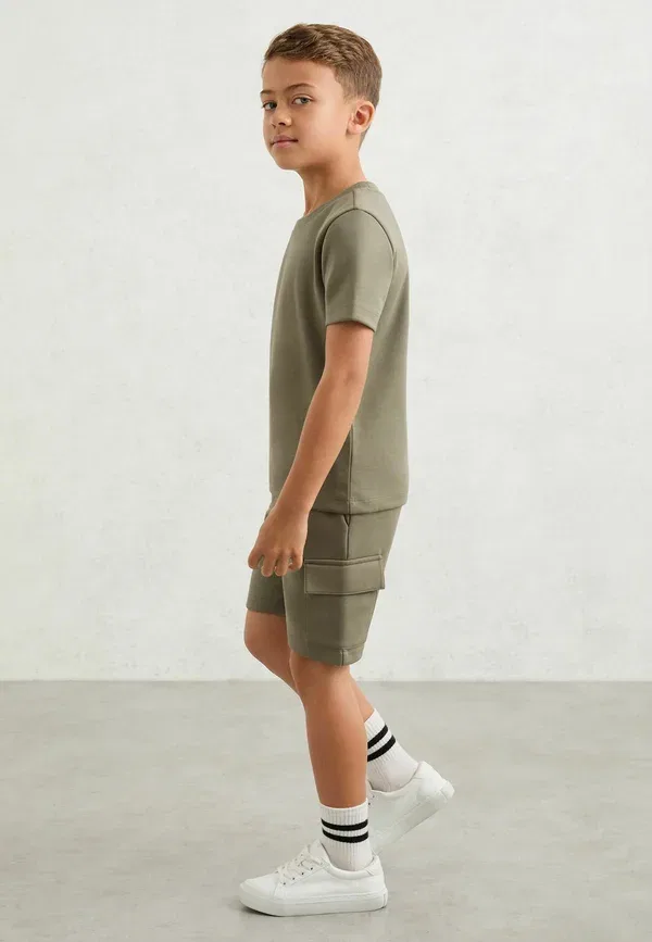 Брюки из полиэстера Tracksuit bottoms Reiss, sage, цвет sage — фото 3