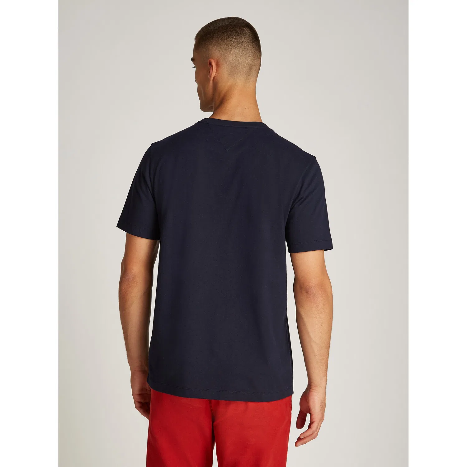 Мужская хлопковая футболка с нагрудным карманом Essential Solid Pocket Tee Tommy Hilfiger, Desert Sky — фото 4