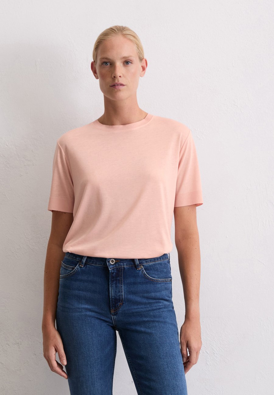

Футболка Marc O'Polo LUXURY, Pastel Rose/Light Pink