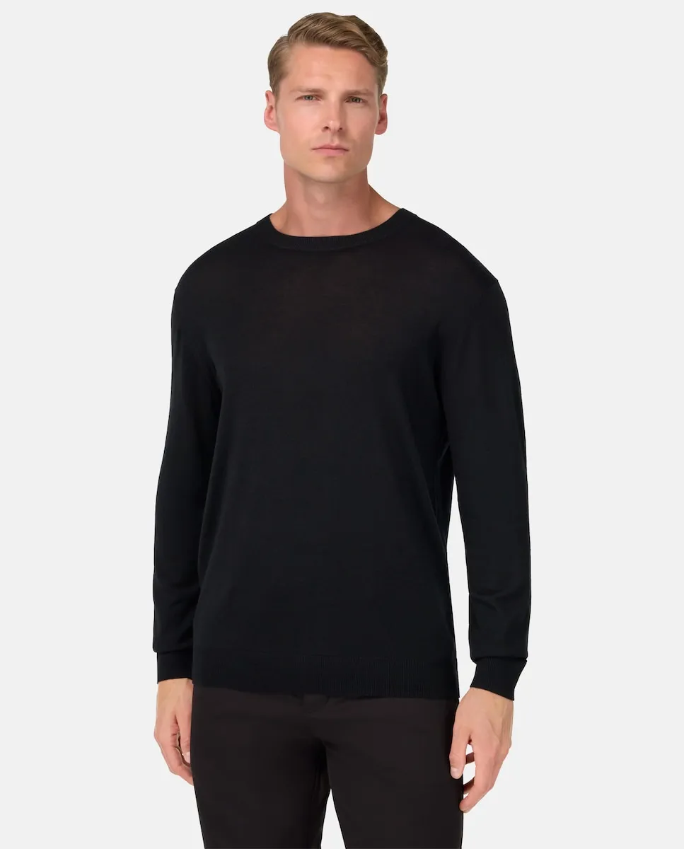 

Свитер с круглым вырезом из ультратонкой шерсти мериноса Boggi Milano, черный