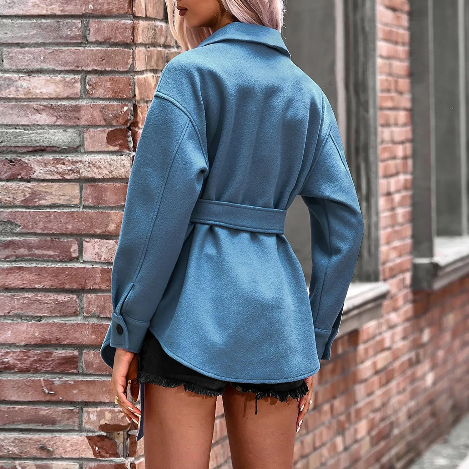 Женская куртка-ветровка с лацканами и карманами Monogram, Blu — фото 2