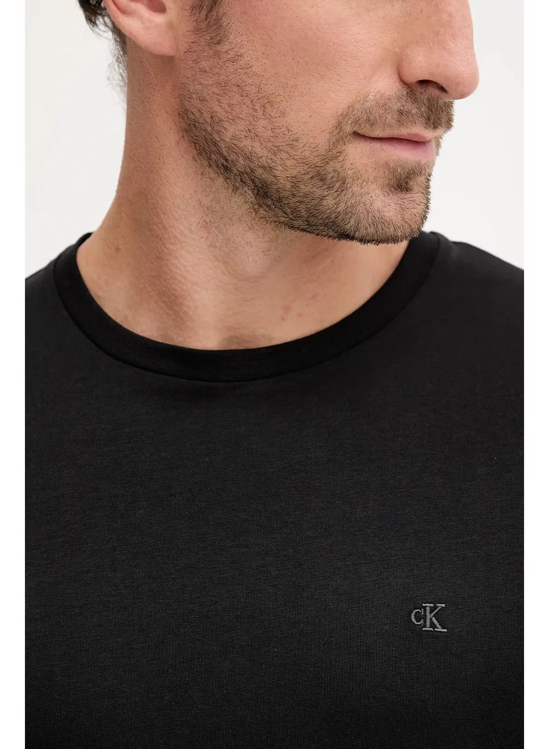 Футболка с принтом Slim Liquid Touch хлопковая Calvin Klein, черный — фото 3