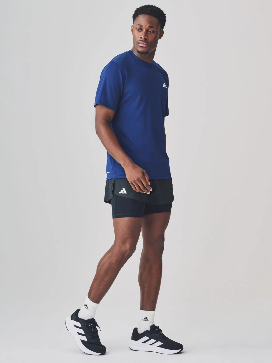 Шорты беговые Adizero Essentials adidas, черный — фото 2