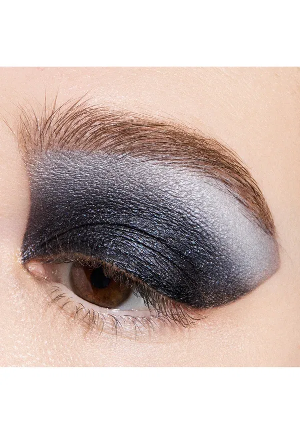 Тени для век металлик, пигментированные, Metallic single eyeshadow compact, Mac, Illuminaughty, 1 г, цвет illuminaughty — фото 3