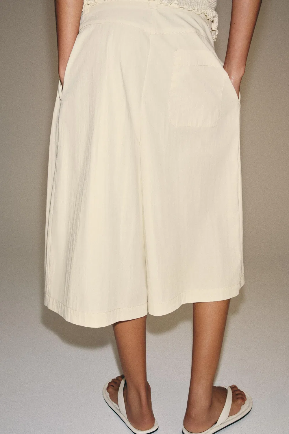 Плиссированные бермудские шорты из коллекции ZW ZARA, Sand — фото 3