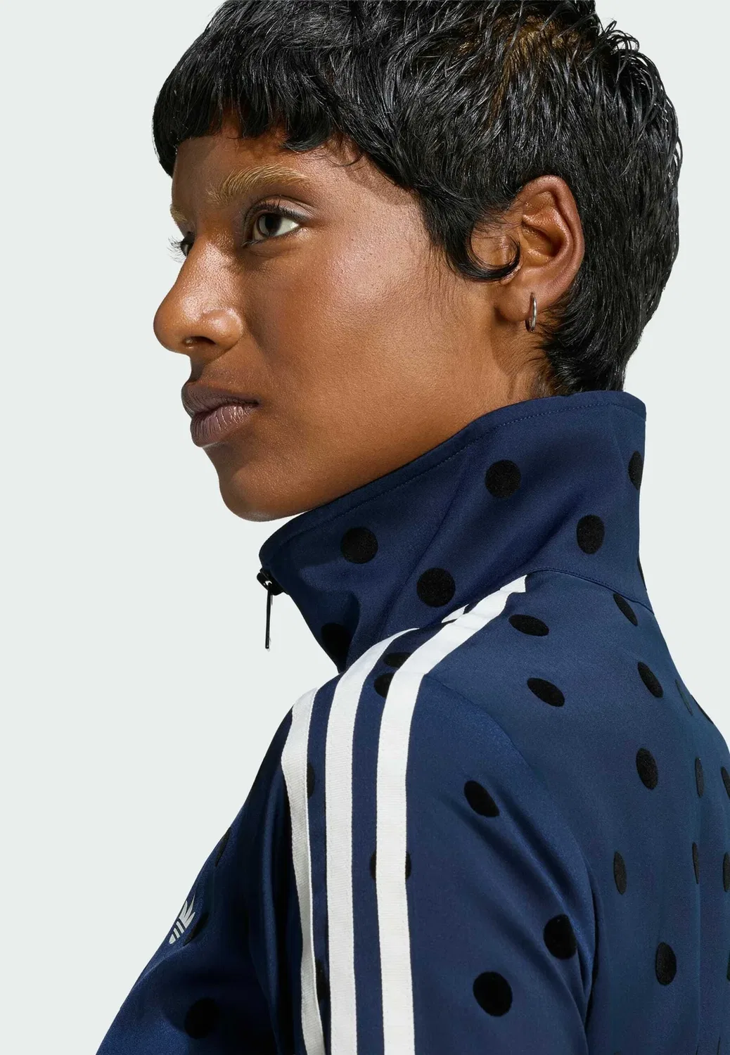 Атласная толстовка в горошек на молнии Adidas Originals, Night Indigo — фото 4
