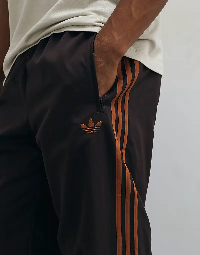 Спортивные брюки Adidas Originals Firebird из тканого материала, коричневый — фото 2
