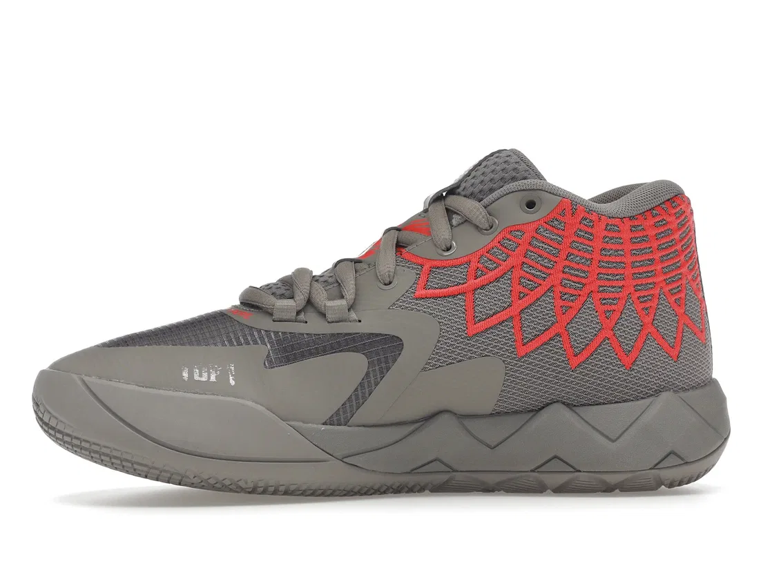 Детские кроссовки для мальчиков с дизайном Puma LaMelo Ball MB.01 Puma, Rock Ridge Red Blast — фото 3