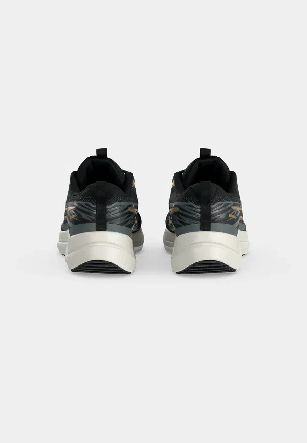 Кроссовки с защитой от холода Cosmic Runner Nike Performance, Metallic Gold-coloured, Smoke Grey, Sail, Rio Teal, черный/серый/бирюзовый — фото 4