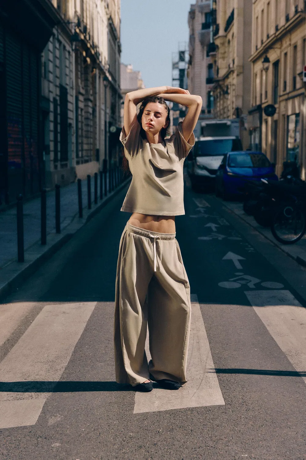 Хлопковые плиссированные брюки ZARA, Sand