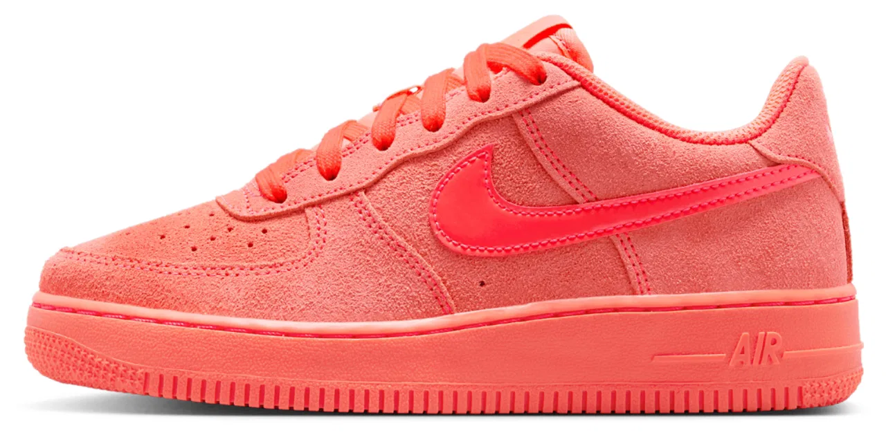 Кеды для мальчиков Air Force 1 Suede Nike, цвет Hot Lava/Hot Lava/Hot Lava — фото 2