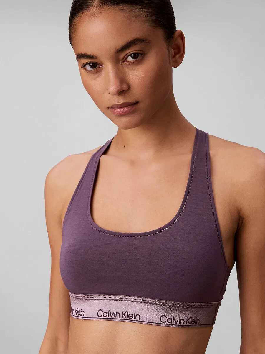 Бюстгальтер-бралетт Calvin Klein фиолетового цвета — фото 2