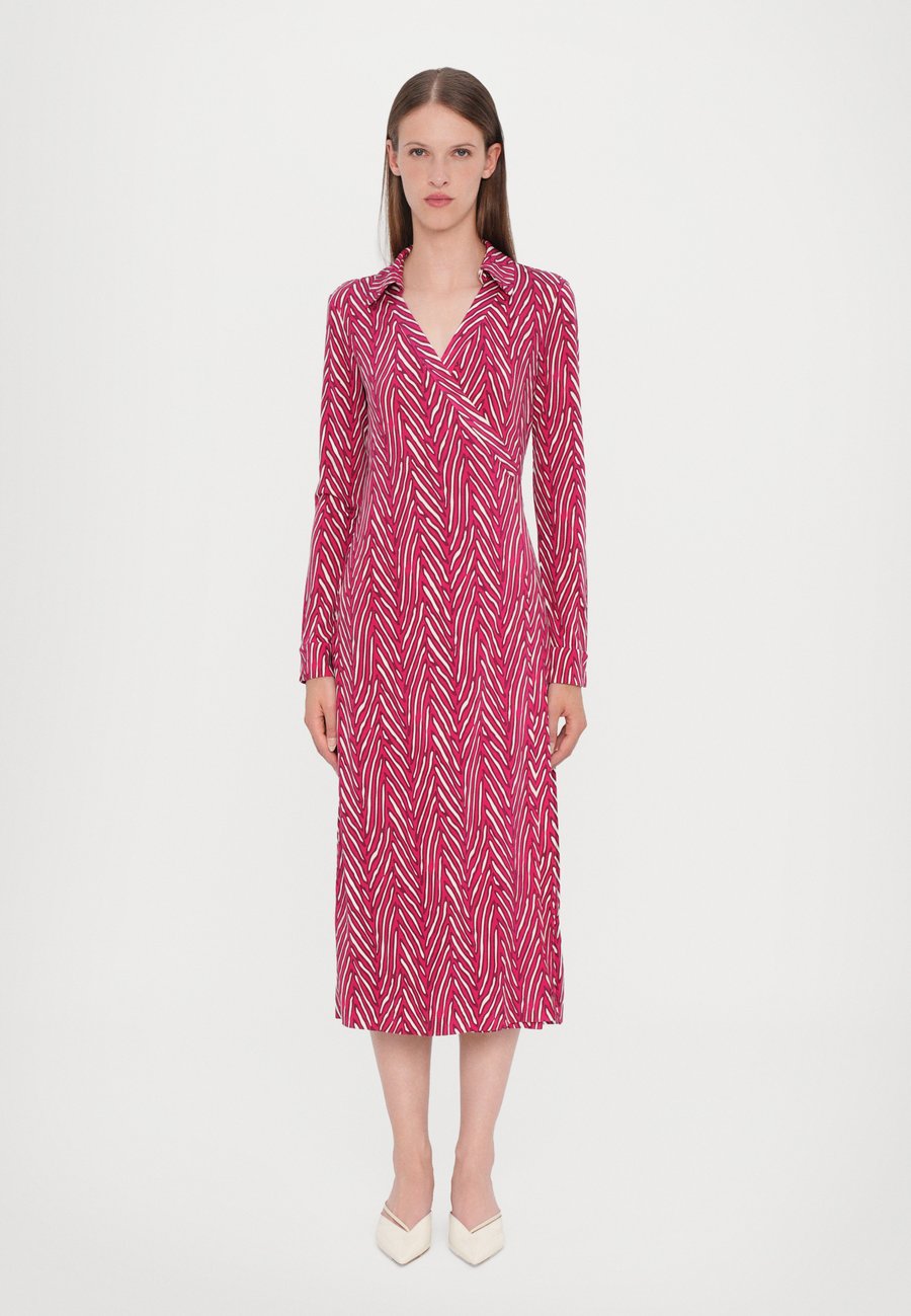 

Платье Diane von Furstenberg ABIGAL WRAP DRESS WITH CUFF, Dark Red