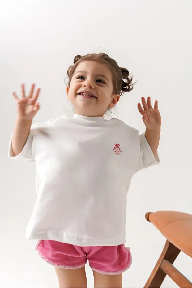 Детская футболка оверсайз с вышивкой Elibaby, Pink Embroidery — фото 3