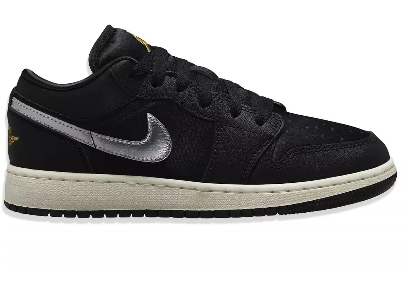 Детские кроссовки Lifestyle с принтом Jordan 1 Low SE Jordan, Black/Metallic Silver/Sail/Metallic Gold
