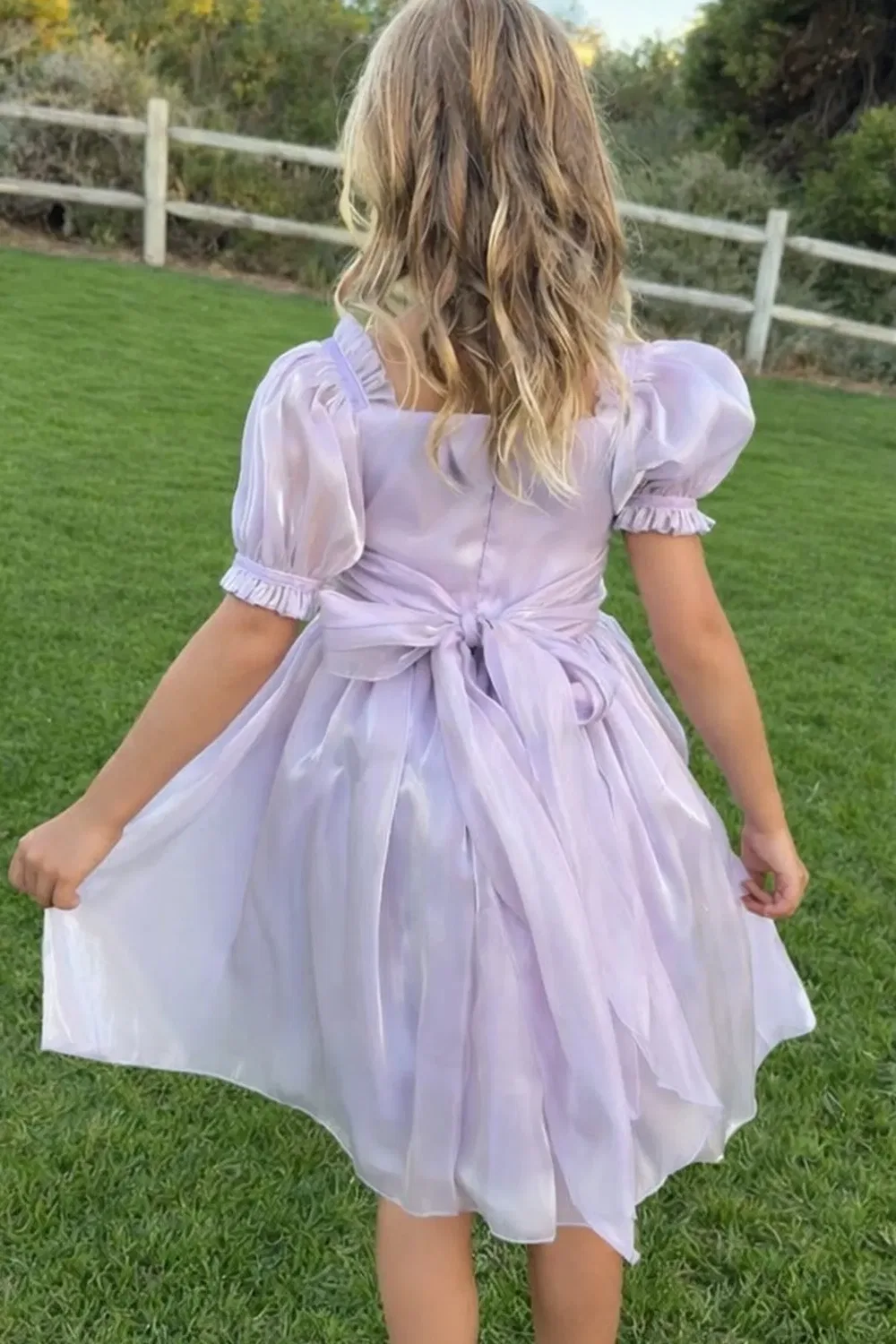 Детское платье для девочек с жемчугом Seraphina Sea Pearl Party Girl Lilly + Bo, Purple — фото 2
