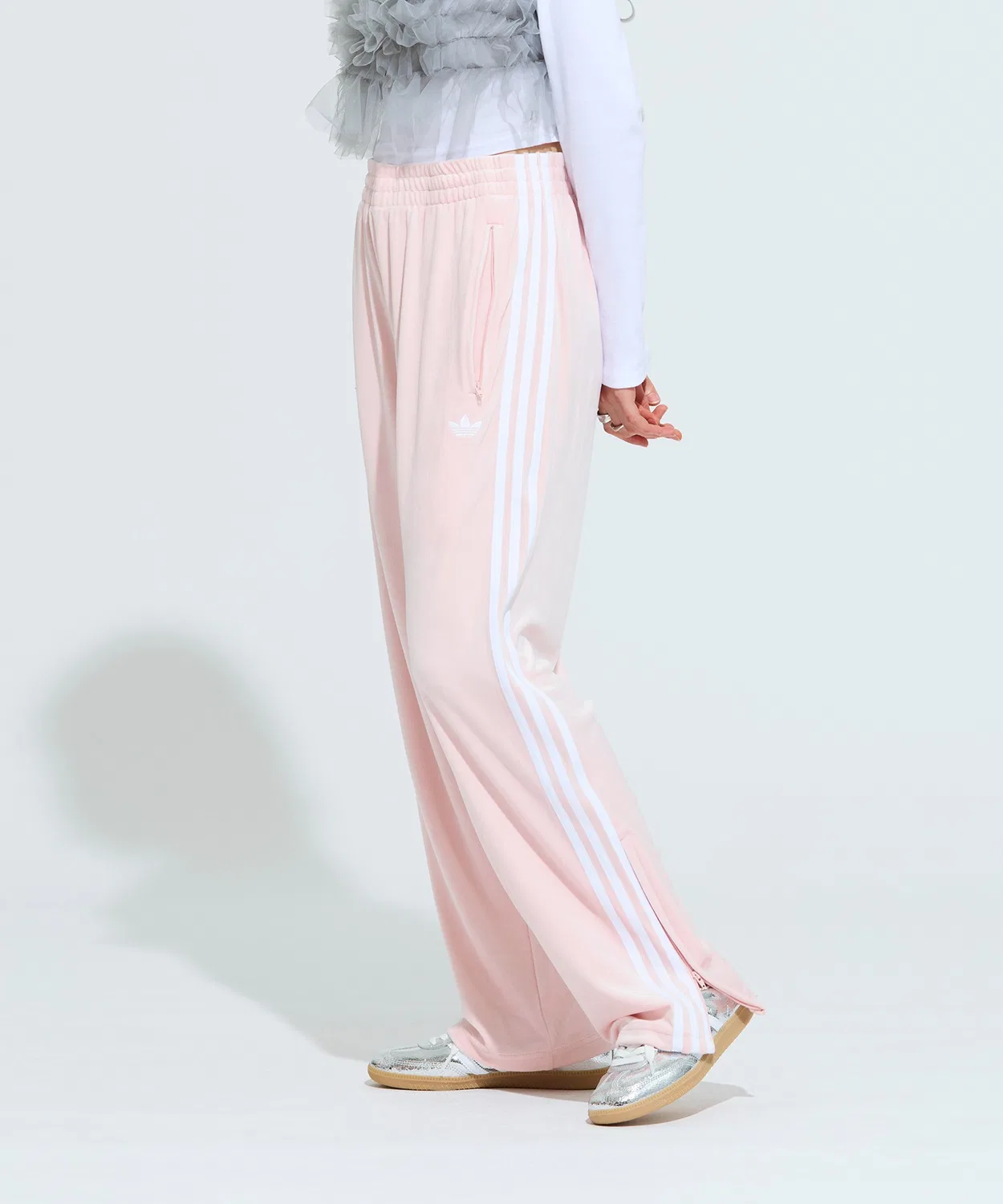 Мужские/Женские спортивные брюки из велюра Firebird Track Pants Adidas Originals, Pink — фото 2