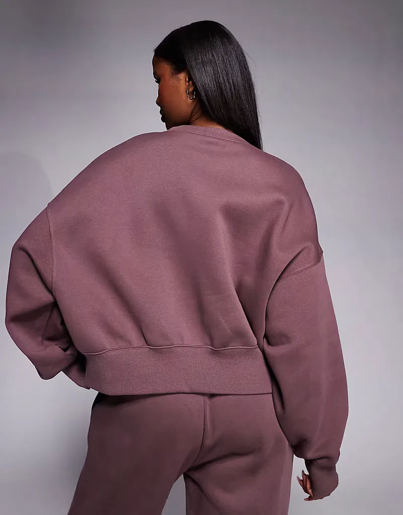 Толстовка Nike Phoenix Fleece оверсайз с круглым вырезом, коричневый — фото 4