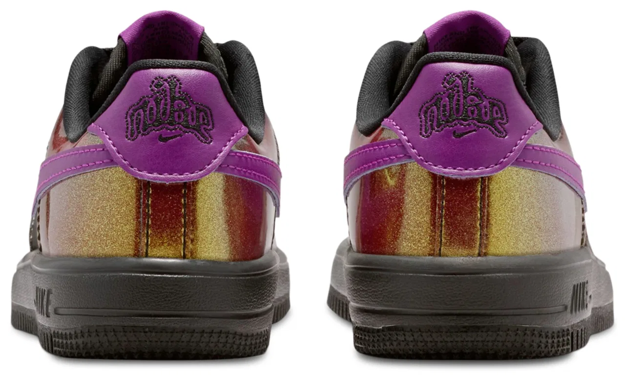 Кроссовки для мальчиков Air Force 1 Low LV8 4 Lace Nike, цвет Black/Bold Berry — фото 3