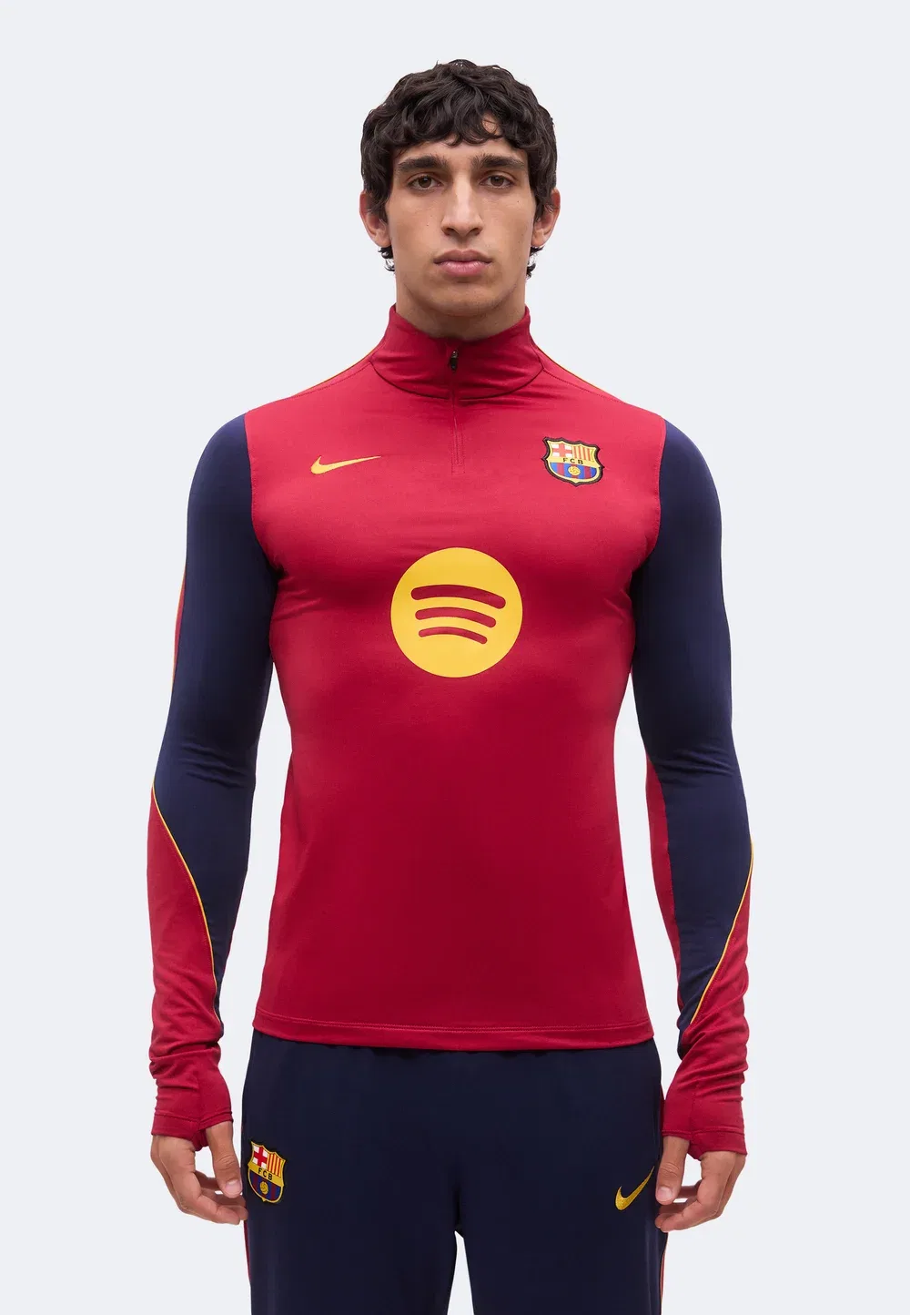 Тренировочная футболка ФК «Барселона» - клубная форма Nike Performance, Mineral Yellow/Noble Red