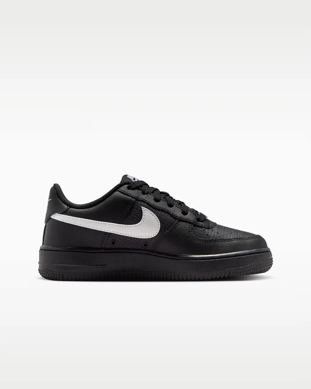 Кроссовки для детей постарше Nike Air Force 1 Tech, Black/Black/White — фото 3