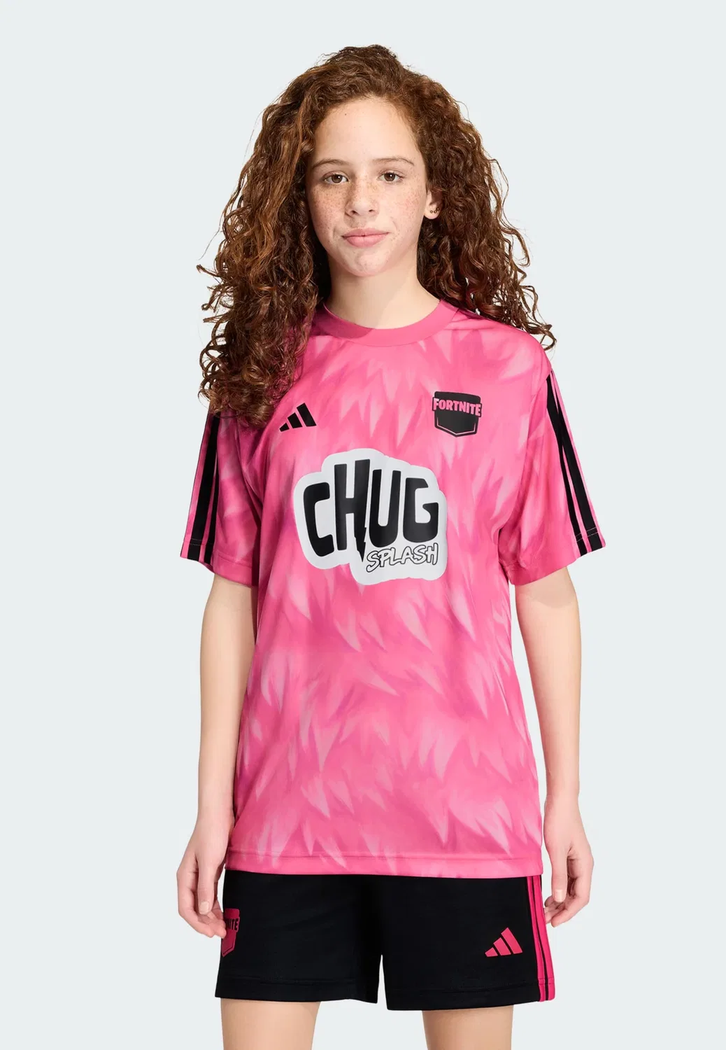 Спортивная футболка Adidas Sportswear Performance Shirt Adidas x Fortnite Cuddle Team Leader розового цвета — фото 2