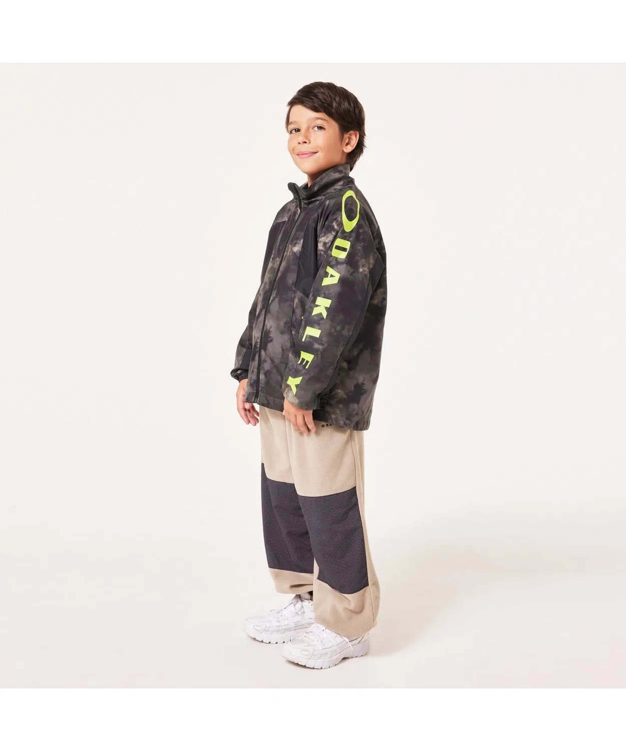 Детская куртка-ветровка с принтом Ytr Wind Warm Jacket 8.0 OAKLEY, Black Mix — фото 4
