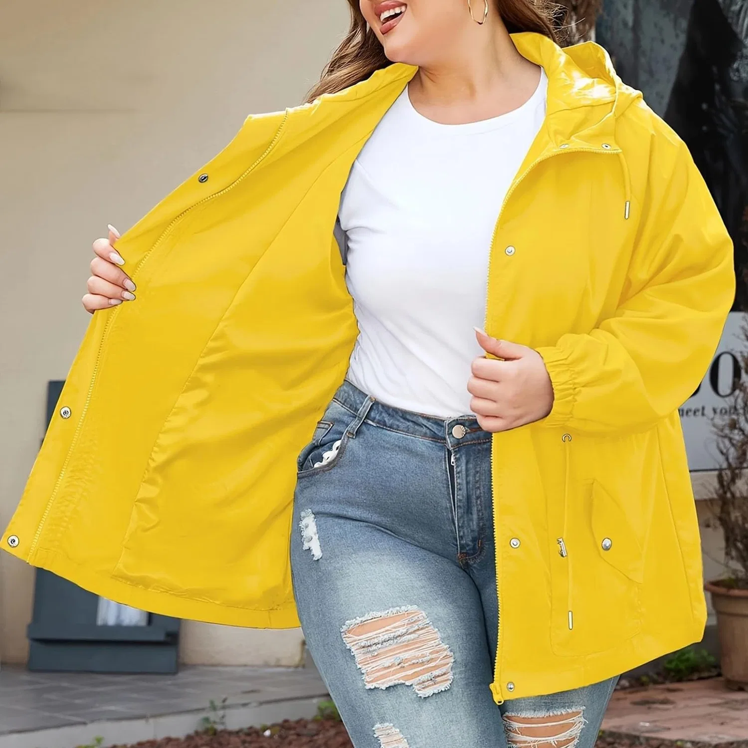 Женская куртка-бомбер с молнией для весны, yellow — фото 4